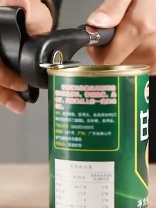 Easy Can Opener Manual with Smooth Edge Steel Can Opener Tin Opener Kitchen Tool
