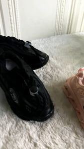 Sepatu Anak Crisda: Desain Modern & Bahan Berkualitas