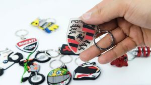 พวงกุญแจ เท่ห์สะดุดตา สำหรับแขวนกุญแจ ห้อยกระเป๋า หรืออื่นๆตามต้องการ *สินค้าในประเทศ ได้รับสินค้าแน่นอน 1-3 วัน