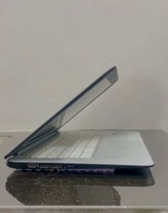 HP Chromebook 14 SMB 4 GB Ram DDR3 16GB Rom SSD With Powerful processor (Quad-core 2MB cache up to 2.25GHz)