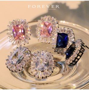 Exquisite Simple Match All Super Bride Pink Diamond Zircon Gemstone Earrings Fashionable Elegant Alloy Geometric Womens Ear Jewelry