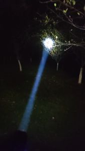 Đèn pin siêu sáng MINI Corisu A76 chiếu xa 300m có Zoom chống nước IPX4 7 chế độ