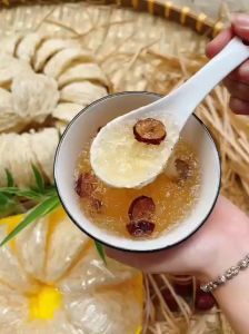 Hộp 50Gram Yến Sợi Ngắn Kèm Táo Đường Phèn Hạt Chia