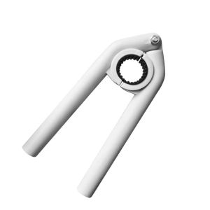 Faucet Outlet Removal Tool