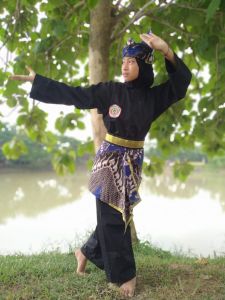 SONGKET SILAT BATIKSEMBONG SILATACESORIS SILATDODOTKAIN SENI