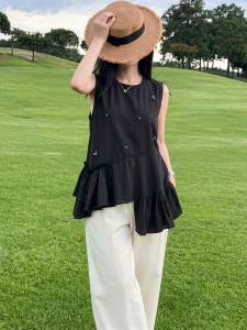 Basic House | French Style Black Beaded Irregular Sleeveless T-Shirt