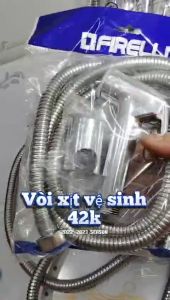 Vòi xịt vệ sinh cao cấp kèm dây dẫn và đế cài
