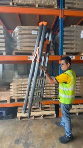 TTF Rack™ Shutter Man Aluminum Medium Duty Double Sided Ladder/LadderAluminum Stairs 4-14 Steps Foldable Step Ladder