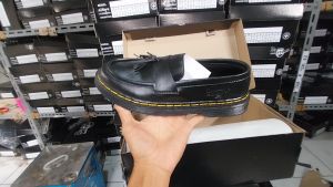 Sepatu loafer pria bluesstuff 107 |sepatu slip onsepatu priasepatu clasic|Sepatu dr.martens