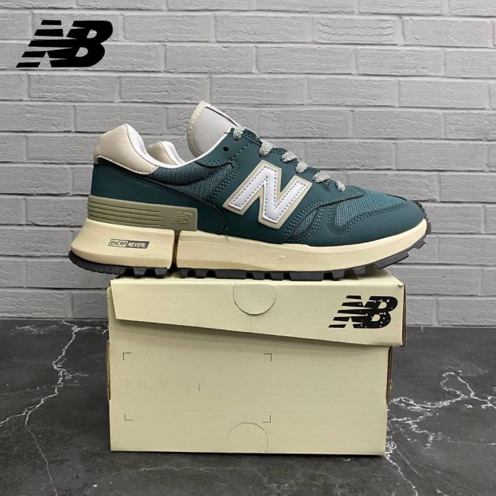 SEPATU NB NEW BALANCE 1300RC GREEN Sepatu Suede Mid-Top Sepatu