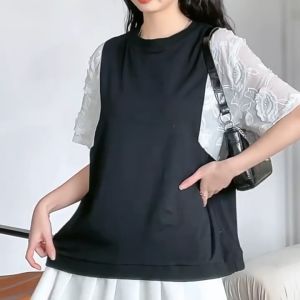 QDshop สุดฮิต เสื้อแฟชั่นคอกลมแขนสั้นผ้ายืดด้านข้างแต่งผ้าลูกไม้ สีพื้น มี 4 สี 🌈