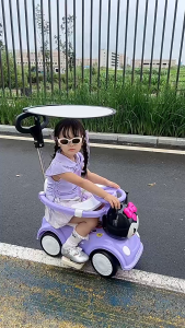 Battery charging Electric four-Wheeled Motorcycles for Kids - Ride on and Drive Car for Children
