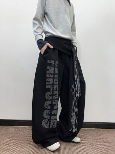 กางเกงขายาวทรงหลวมสไตล์อเมริกันย้อนยุคสำหรับผู้ชาย ฤดูใบไม้ผลิและฤดูใบไม้ร่วง ดีไซน์สไตล์สตรีท กางเกงขายาวทรงตรง ลายตัวอักษรไฟไหม้ ลำลอง ใส่สบาย