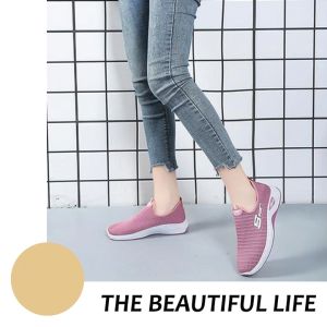 LKfashion รองเท้าลำลอง ใส่เดินเที่ยว ชมดอกไม้ไฟ ต้อนรับฤดูร้อนกันดีกว่า