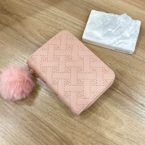 Ladies Short Wallet 2022 New Embroidered Heart Shape Coin Purse Fresh Style Furry Ball Ornament Gift Small Card Holder