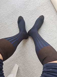 2024 New Mens Knee-high Socks Silk Cotton No-cuff Suit Shoes Socks Red Striped Moisture-wicking High-tube Cotton Underwear