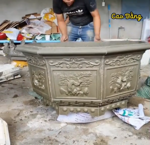 Khuôn đúc chậu bát giác 1m và chân đôn (hoa văn cây tùng kết hợp hoa mẫu đơn) khuôn ABS có lòng trong đầy đủ