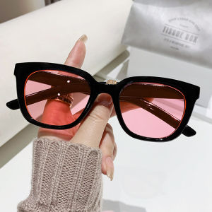 🔥🔥Roman Holiday Korean Summer UV Protection Sunglasses for Women Men Star Square Frame Sunglasses Fashion Black Square Frame Eyewear