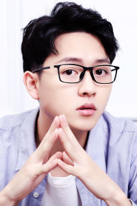 Progressive Multifocus Reading Glasses Anti Bluelight/Glare/Eyestrain Computer ReadersHard & Multi-Coated Resin Lens for Men Magnification Strength