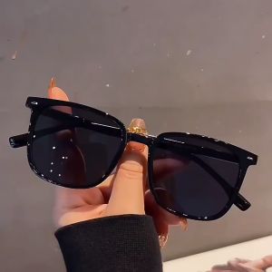 Bestella💗COD Vintage Square Frame Sunglasses Elegan Cahaya Mewah Gaya Sunscreen Fashion Sunglasses