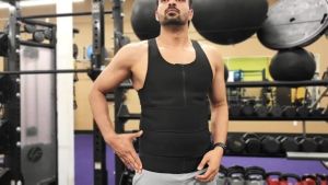 5 วันเสื้อผ้าลดน้ำหนัก Gym clothes men ชุดรีด ผช เสื้อรัดกล้าม เสื้อรัดกล้าม เสื้อรัดรูปชาย เสื้อซับในชาย เสื้อกล้ามชาย ออกกำลังผู้ชาย ชุดกระชับสัดส่วน