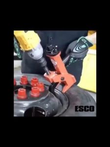 Tire remover Portable tire stripper tire pressure device Tire disassembly and assembly