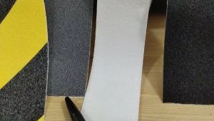 5M Lakban Anti Slip Tape Lakban Lantai Anti Licin Safety Walk Tape Lakban Safety Grip Anti Slip Tangga Warning Tape