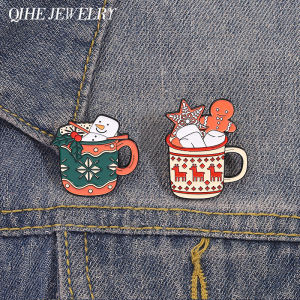 Christmas Drink Enamel Pins Creative Christmas Snowman Gingerbread Coffee Drink Brooches Lapel Badge Jewelry Gift for Kid Friend