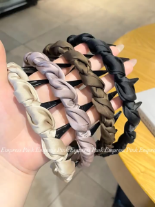 Băng đô nữ chống trượt Hàn Quốc màu đen