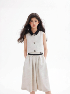 LOVESASAKIDS | Sleeveless Peter Pan Collar Blouse and Textured Mid-length Skirt Set