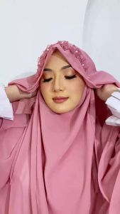 French Khimar Balqis – Jilbab Instan Syari dengan Cadar untuk Sehari-hari