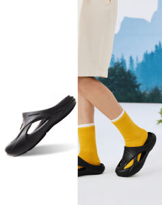 Peak Summer New Anti-Slip Fly Fish Slippers Outdoor Beach Shoes Sports Casual Slippers Men Women Breathable Shock Absorption