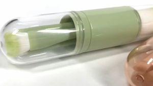 4 Dalam 1 Make Up Brush Foundation Portable Kosmetik Telescopic Make Up Brush Applicator Set Travel Kuas Makeup