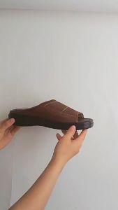 Dép quai ngang nam bản lớn