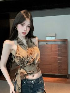 YANMANFENGQING | Light Mature Style V-Neck Strapless Vest Waist-Cinching Top
