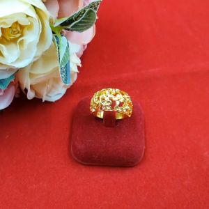 แหวนทองฉลุลายดอกไม้ เสริมโชค เสริมบารมี แหวนแฟชั่น เครื่องประดับ ใส่อาบน้ำได้ แหวนทองเหลืองแท้