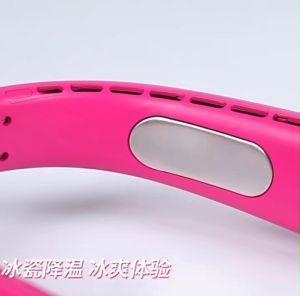 Quạt mini đeo cổ quạt đeo cổ gấu dâu quạt đeo cổ tích điện quạt mini đeo cổ không cánh dễ thương - Happy Life 4Kid