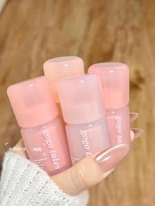 Gogo Dance Big Ice Bucket Lip Essence Lip Lacquer Moisturizing Exfoliating Lip Lines สําหรับผู้หญิงที่มีพื้นผิวกระจก