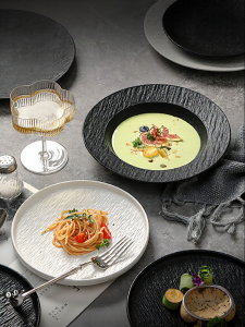 Yomerto | Beautiful Black Deep Plate for Western Cuisine Steaks Pasta