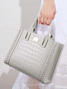 Large Capacity Ladies Handbag Tote Bag Top Layer Cowhide Leather Fashionable Trendy Womens Bag Soft Handle Casual Style