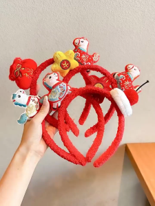 【VanHariacc】แฟชั่นเกาหลี2026ราศีปีที่คาดผมม้าสีแดงเทศกาลปีใหม่ตกแต่งวันปีใหม่ของขวัญเครื่องประดับผม