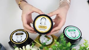 MOOYAM Eye Mask Black Gold 24K Gold Seaweed Repair Moisturizing Eye Mask Diminishes Dark Circles Reduces Fine Lines