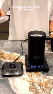 Milk frother steamer Susu elektrik otomatis panas dingin 350ml MF350