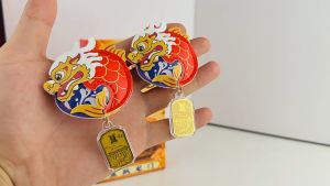 2024 DRAGON Year 999 Gold Keychain With Gift Box 鱼跃龙门原版高品足金钥匙扣 2024龙年生肖钥匙圈包包挂件礼品