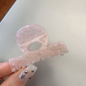 Simple Elegant Acetate Hair Claw Clips Hair Clamps Grip Colorful Medium Size Shark Clip Half Hair Women Hair Accessories