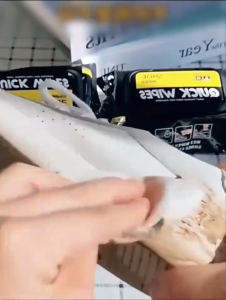 400ชิ้น ผ้าเช็ดทำความสะอาดรองเท้าแบบใช้แล้วทิ้ง / ผ้าเช็ดทำความสะอาดรองเท้าแบบพกพาสำหรับฟื้นฟูอย่างรวดเร็ว / อุปกรณ์ทำความสะอาดรองเท้าสีขาวแบบรวดเร็ว