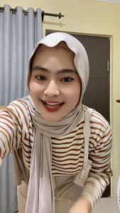 Celana Kulot Wanita Highwaist: Pilihan Fashion Anti Kusut & Nyaman