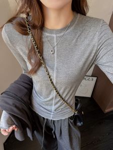 MiiOW | เสื้อยืดแขนยาวทรงสลิมฟิตสำหรับผู้หญิง สไตล์เกาหลี สีเทา คอกลม ทรงเข้ารูป เสื้อชั้นในฤดูใบไม้ผลิและฤดูใบไม้ร่วง