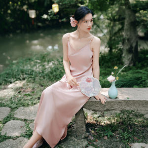 XIANGYING | Đầm Trắng Kiểu Trung Quốc Cổ V Ôm Sát