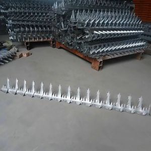 รั้วเหล็กกันขโมย เหล็กกันขโมย ยาว125cm เหล็กหนา2mm ชุบกัลวาไนซ์ ทนสนิม ใช้สำหรับติดตั้งบนรั้ว กำแพง ผนัง รั้วลวดหนาม ลวดหนาม wall spikes security